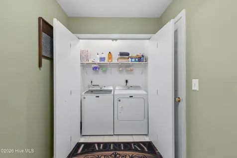 871 E Ridge Road Shawboro NC 27973