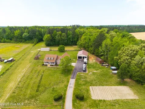871 E Ridge Road Shawboro NC 27973