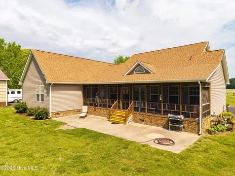 871 E Ridge Road Shawboro NC 27973