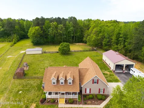 871 E Ridge Road Shawboro NC 27973