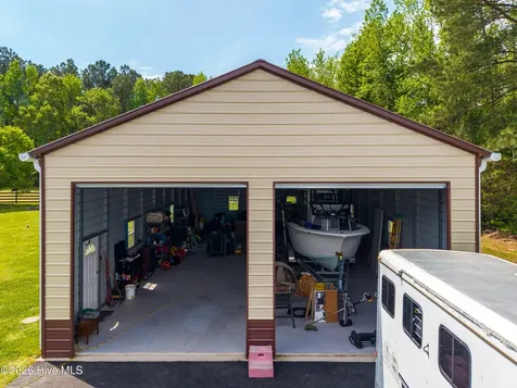 871 E Ridge Road Shawboro NC 27973