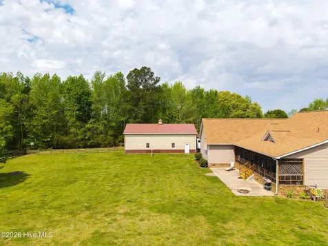 871 E Ridge Road Shawboro NC 27973