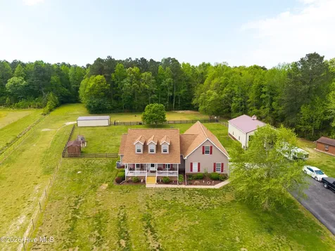 871 E Ridge Road Shawboro NC 27973