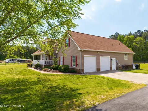 871 E Ridge Road Shawboro NC 27973