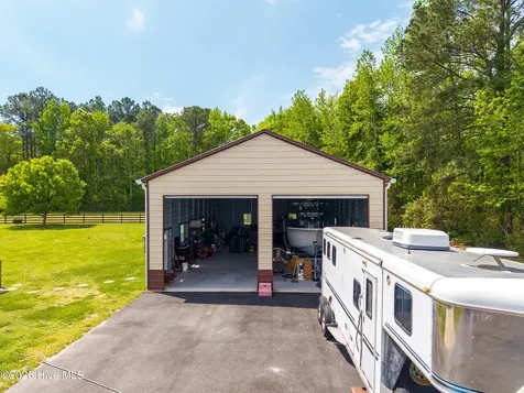 871 E Ridge Road Shawboro NC 27973