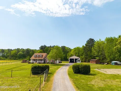 871 E Ridge Road Shawboro NC 27973