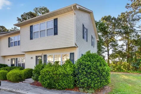 41 Pirates Cove Drive Swansboro NC 28584