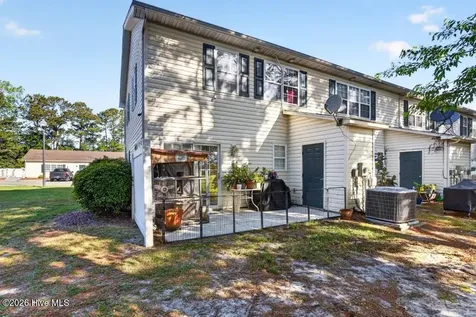 41 Pirates Cove Drive Swansboro NC 28584