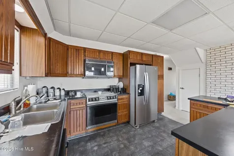 357 Wiggins Point Road Oriental NC 28571