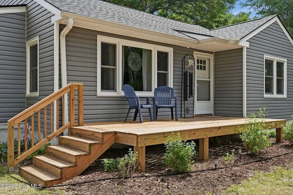 465 N Leak Street Southern Pines NC 28387