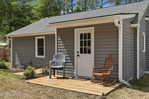 465 N Leak Street Southern Pines NC 28387