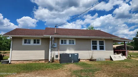 6092 Joe Brown Highway S Chadbourn NC 28431