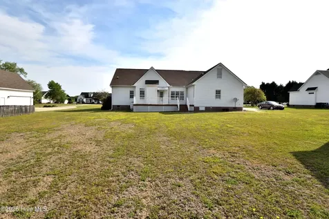 1484 Sarah Ruppert Road Nashville NC 27856