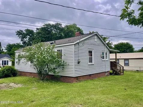 232 Aleo Seventh Avenue Rockingham NC 28379