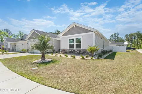 653 NW Blackthorne Circle NW Calabash NC 28467