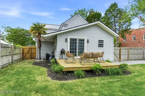 406 N B Street Bridgeton NC 28519