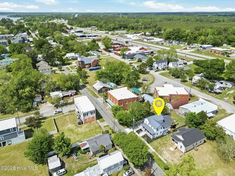 406 N B Street Bridgeton NC 28519