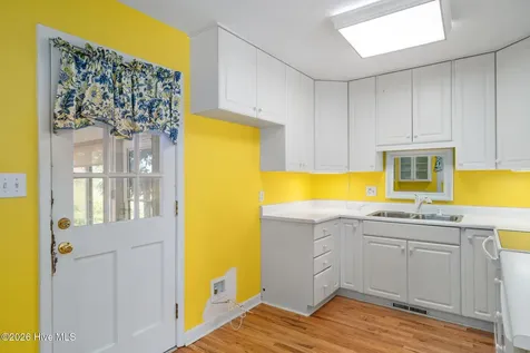 1946 Farley Drive Wilmington NC 28405