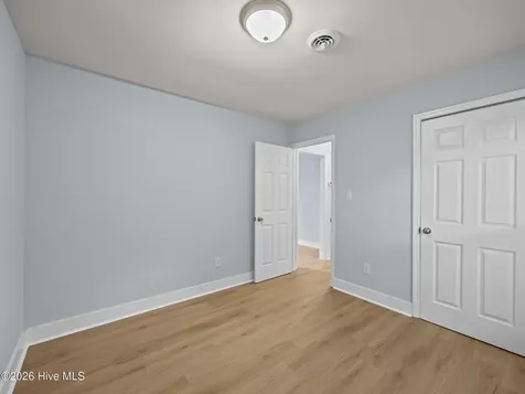 104 Lanell Court Hubert NC 28539