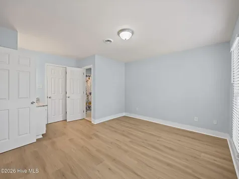 104 Lanell Court Hubert NC 28539