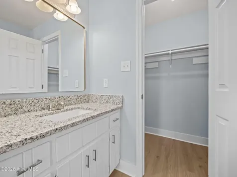 104 Lanell Court Hubert NC 28539