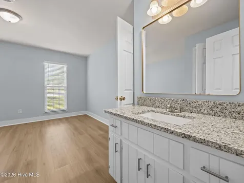 104 Lanell Court Hubert NC 28539