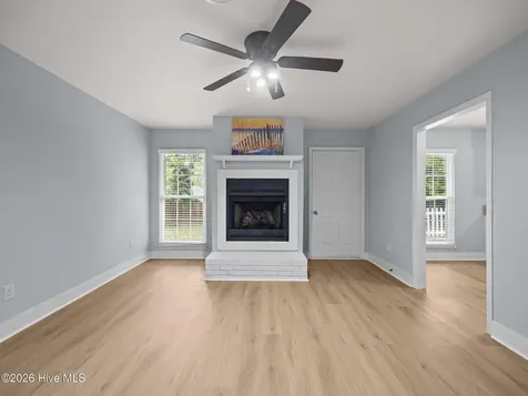 104 Lanell Court Hubert NC 28539