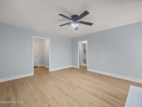 104 Lanell Court Hubert NC 28539