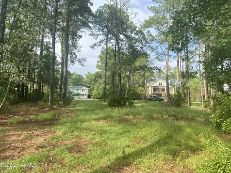 5316 Trade Winds Road New Bern NC 28560