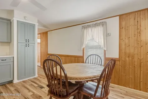 755 Crow Hill Road Beaufort NC 28516
