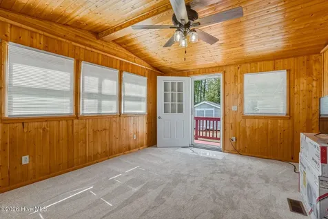 755 Crow Hill Road Beaufort NC 28516