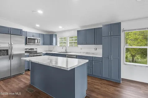 101 Aberdeen Lane Jacksonville NC 28540
