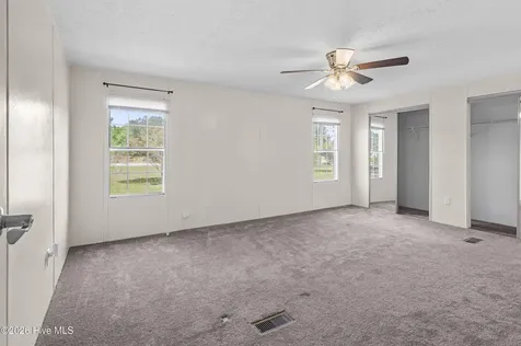 101 Aberdeen Lane Jacksonville NC 28540
