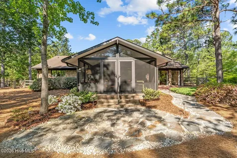 3 Mcdonald Place Pinehurst NC 28374