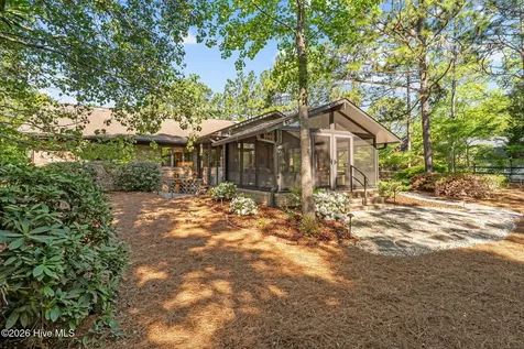 3 Mcdonald Place Pinehurst NC 28374