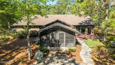 3 Mcdonald Place Pinehurst NC 28374