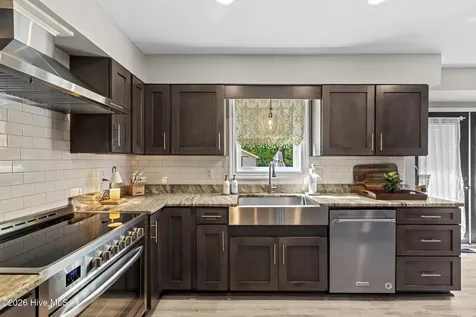 2724 Northwoods Drive Jacksonville NC 28540