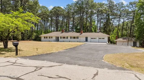 1010 Bion Butler Road Aberdeen NC 28315