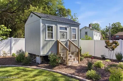 216 Jones Street New Bern NC 28562