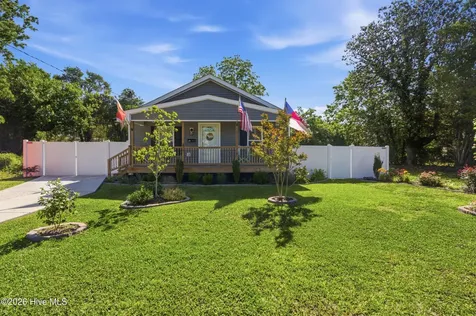 216 Jones Street New Bern NC 28562