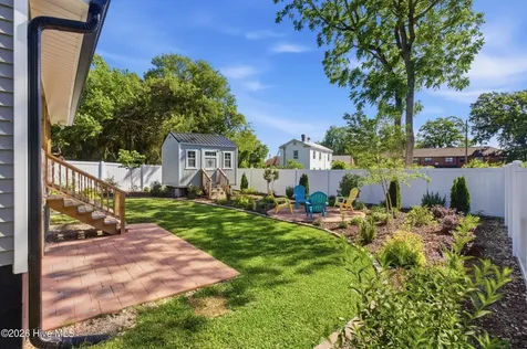 216 Jones Street New Bern NC 28562