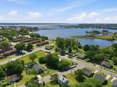 216 Jones Street New Bern NC 28562