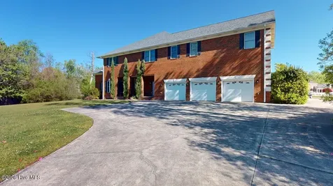 103 Grey Barn Road Jacksonville NC 28540