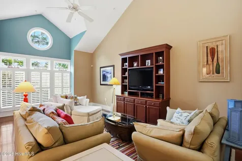 2537 St James Drive SE Southport NC 28461