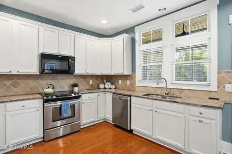 2537 St James Drive SE Southport NC 28461