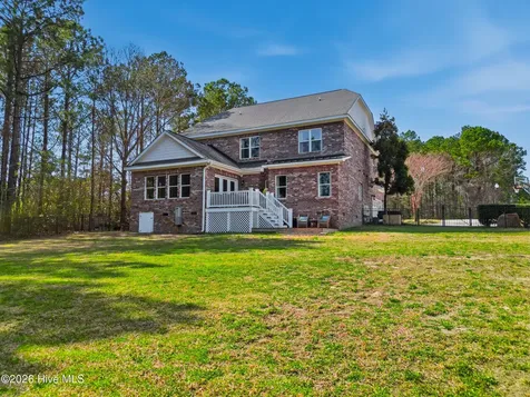 410 Compass Point Hampstead NC 28443