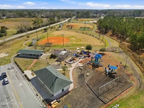 410 Compass Point Hampstead NC 28443