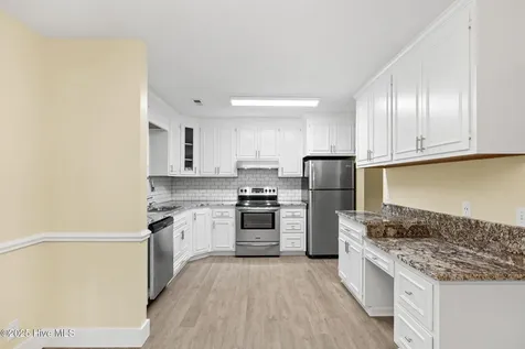 383 & 387 Red Fox Street NW Shallotte NC 28470