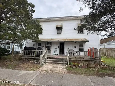 106 N 9th Street Morehead City NC 28557