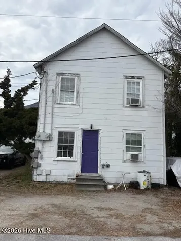 106 N 9th Street Morehead City NC 28557